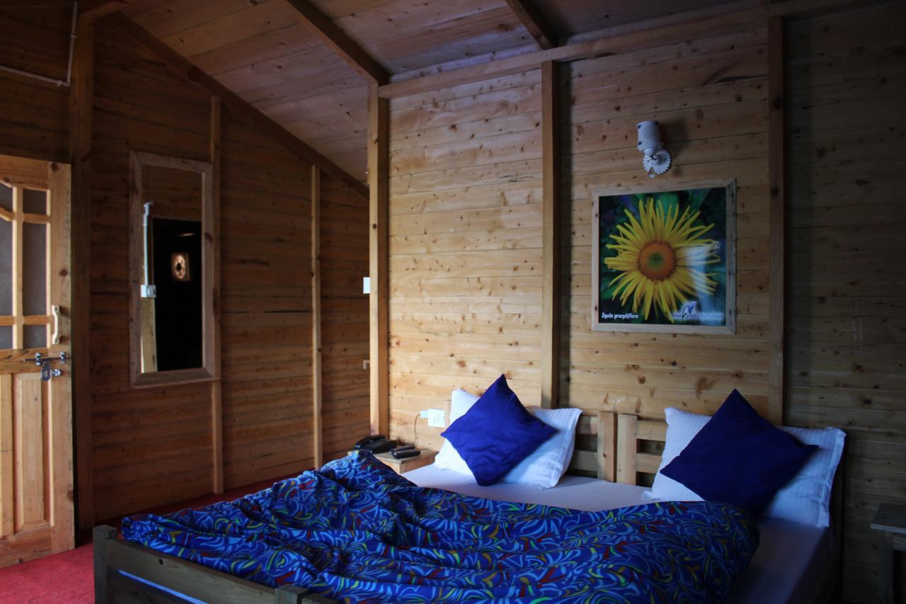 Blue Poppy Resorts Joshīmath Eksteriør billede