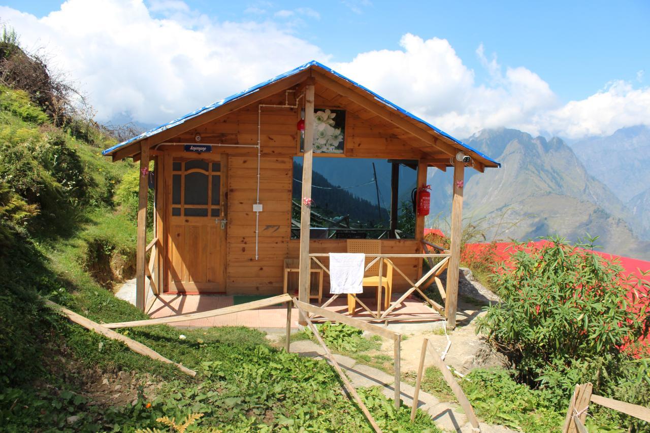 Blue Poppy Resorts Joshīmath Eksteriør billede