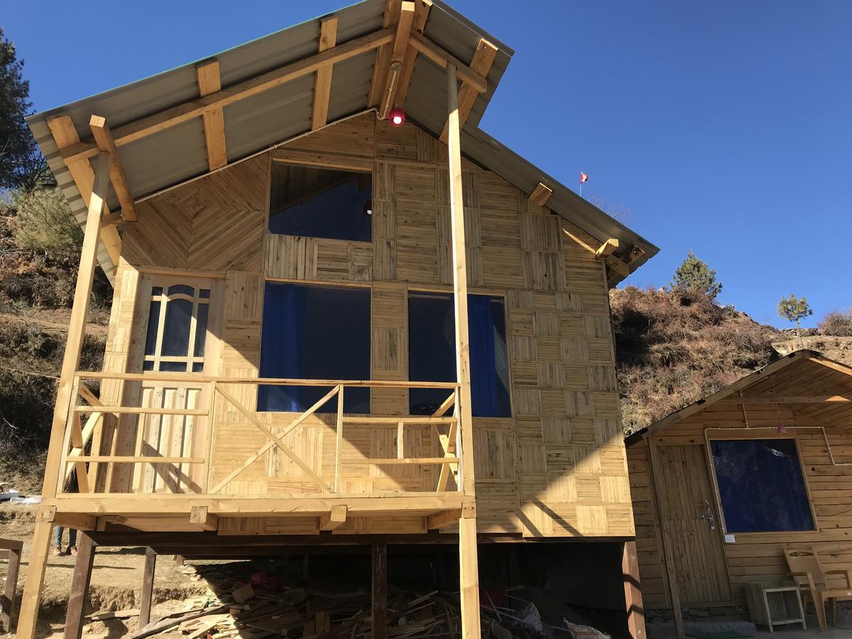 Blue Poppy Resorts Joshīmath Eksteriør billede