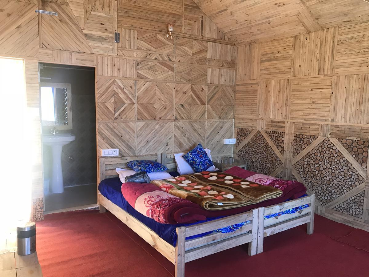 Blue Poppy Resorts Joshīmath Eksteriør billede